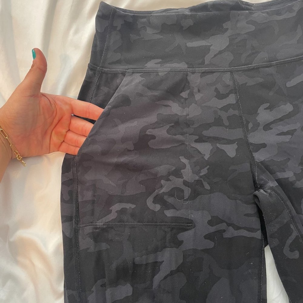 Lululemon Align High Rise Joggers size 10 - Picture 3 of 5